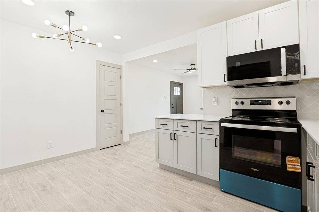 414 Dawson Circle, Grand Prairie, TX 75051 416 kitchen