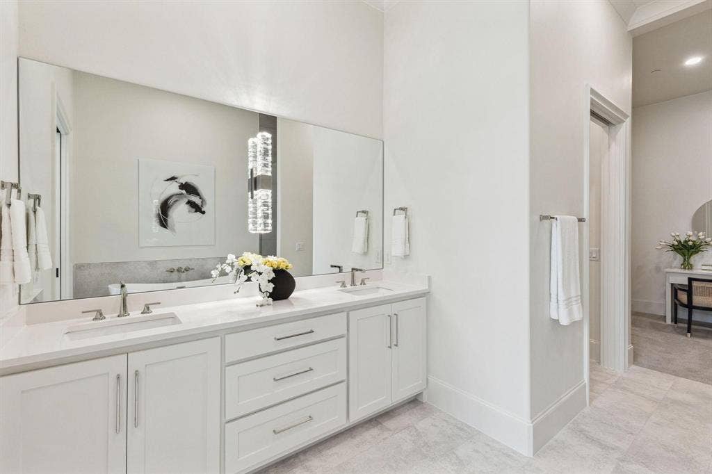 6801 Corporate Drive, #A2, Plano, TX 75024 These Photos are of a similar floorplan.