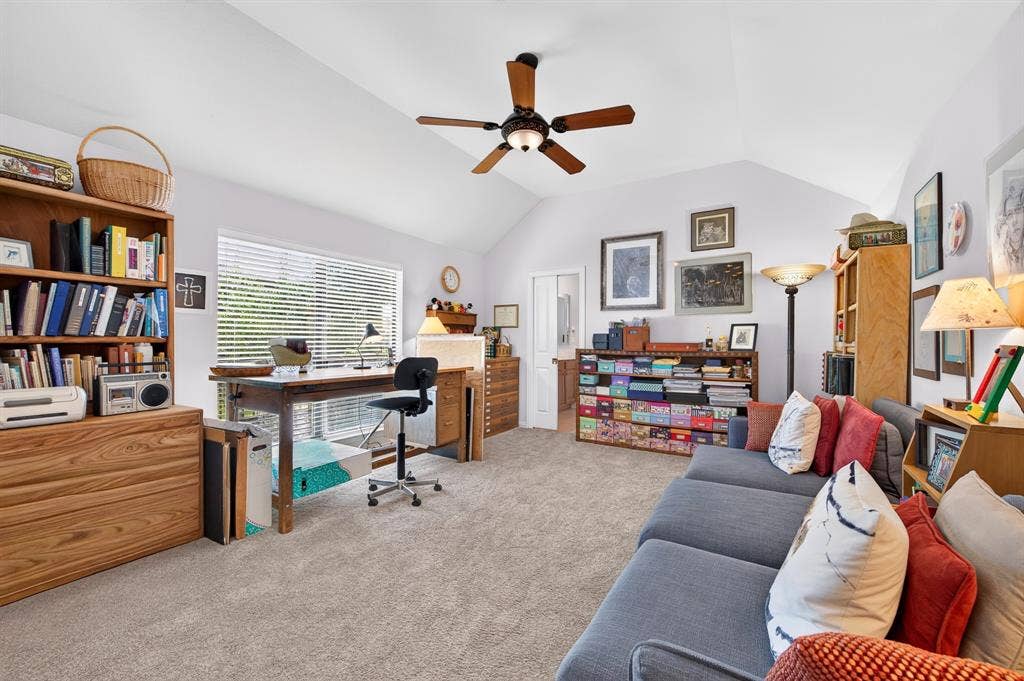 9905 Cypress Street, Denton, TX 76207 9905 Cypress Street, Denton, TX 76207