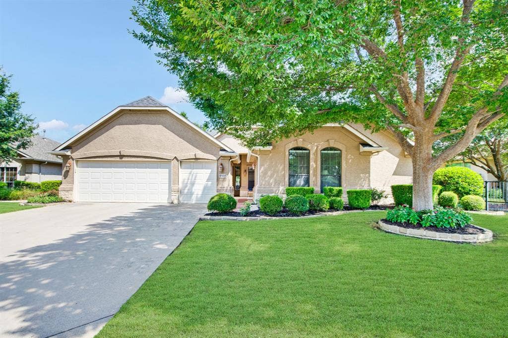 9905 Cypress Street, Denton, TX 76207 9905 Cypress Street, Denton, TX 76207