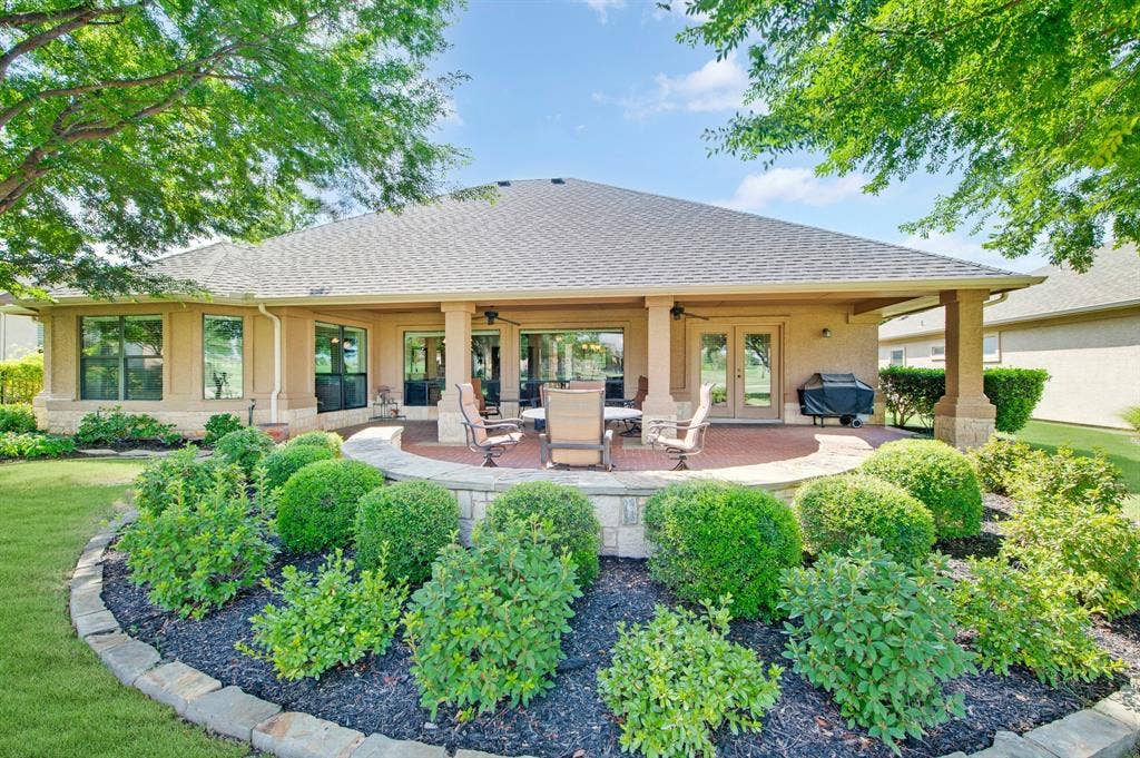 9905 Cypress Street, Denton, TX 76207 9905 Cypress Street, Denton, TX 76207