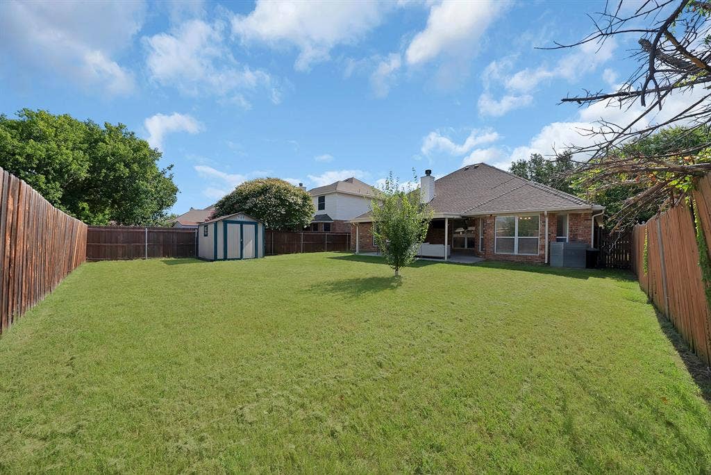 4677 Vespesian Lane, Grand Prairie, TX 75052 4677 Vespesian Lane, Grand Prairie, TX 75052