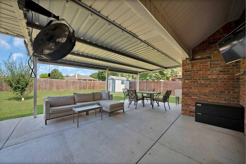 4677 Vespesian Lane, Grand Prairie, TX 75052 4677 Vespesian Lane, Grand Prairie, TX 75052