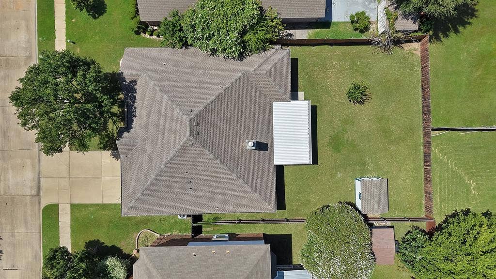 4677 Vespesian Lane, Grand Prairie, TX 75052 4677 Vespesian Lane, Grand Prairie, TX 75052
