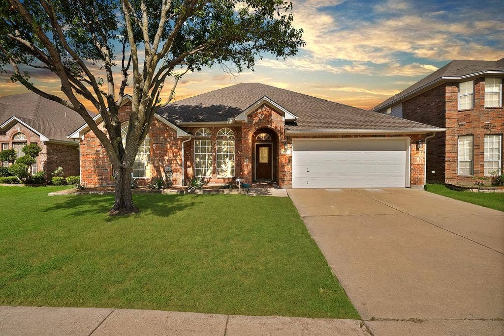 4677 Vespesian Lane, Grand Prairie, TX 75052 4677 Vespesian Lane, Grand Prairie, TX 75052