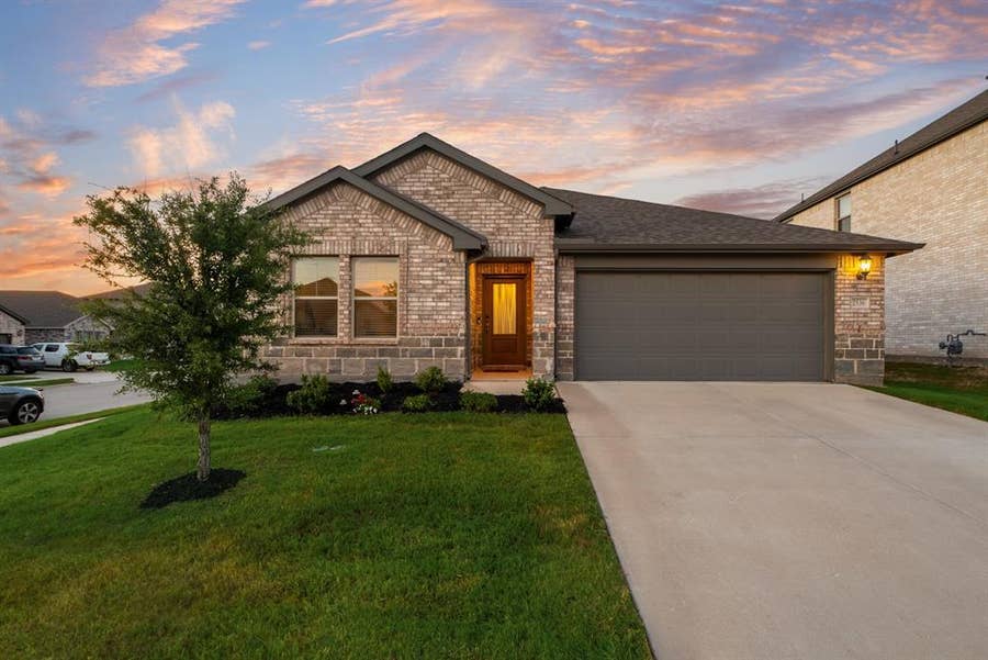 Property photo for 2536 Peoria Drive, Fort Worth, TX