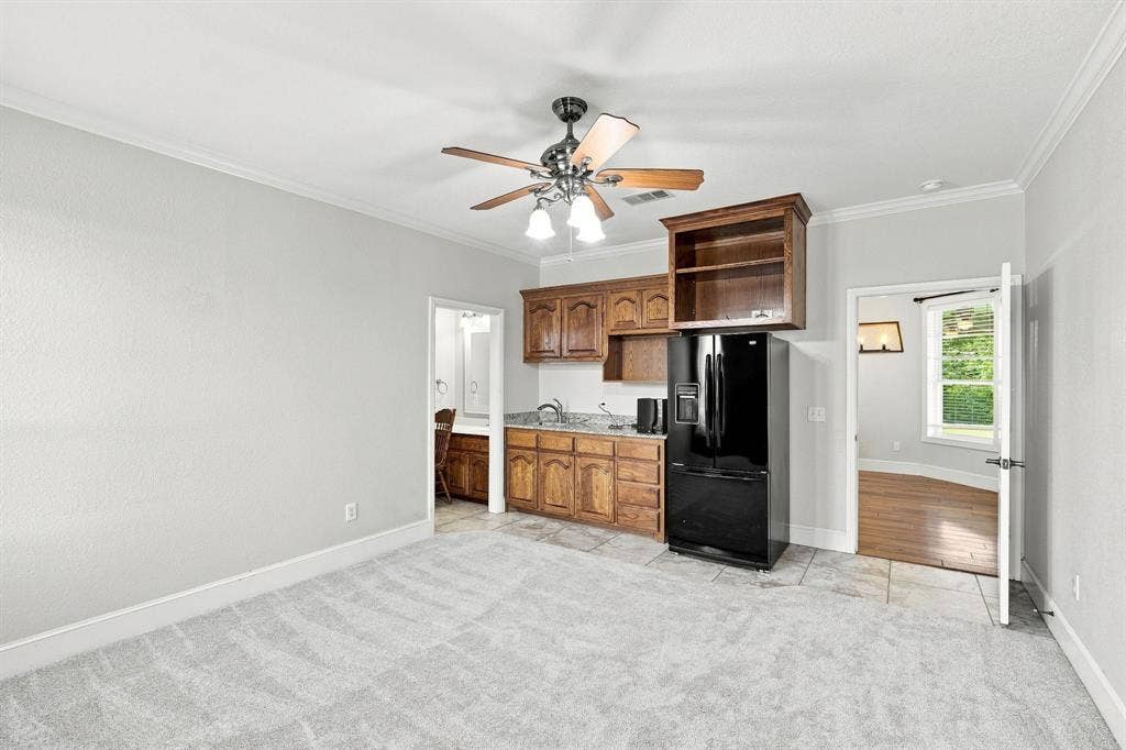 4020 Zachs Court, Midlothian, TX 76065 4020 Zachs Court, Midlothian, TX 76065
