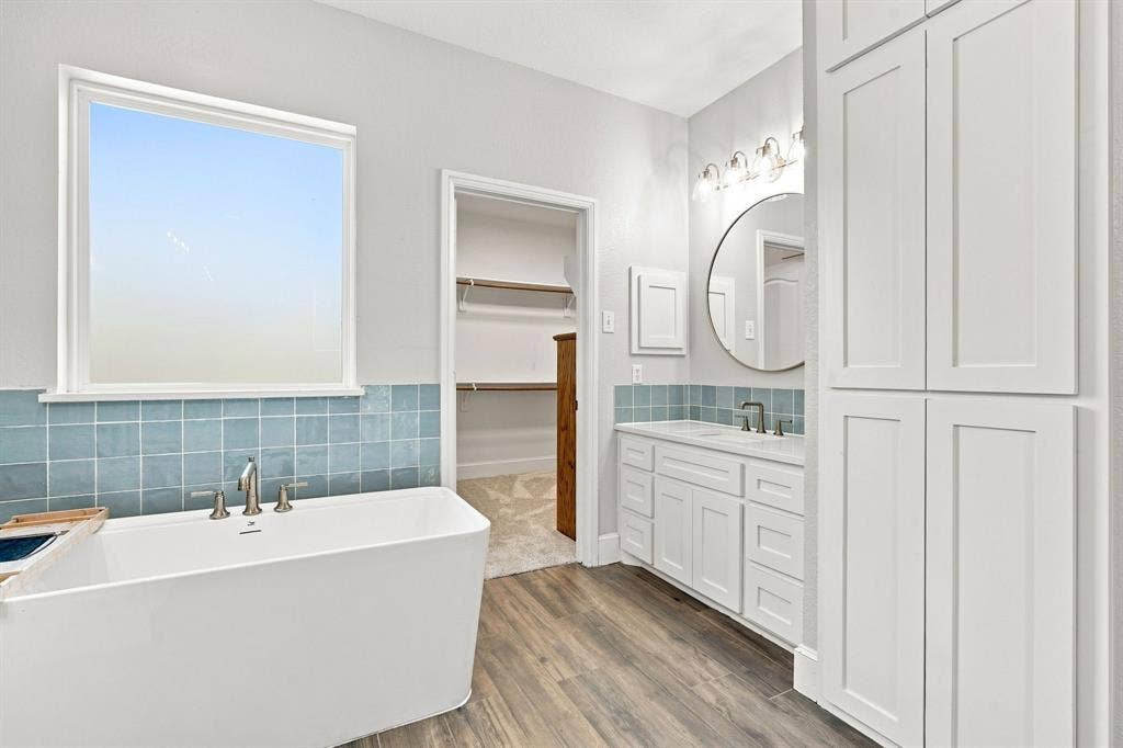 4020 Zachs Court, Midlothian, TX 76065 4020 Zachs Court, Midlothian, TX 76065