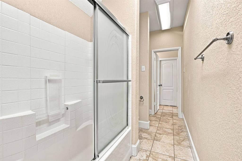 4020 Zachs Court, Midlothian, TX 76065 Upstairs Jack and Jill