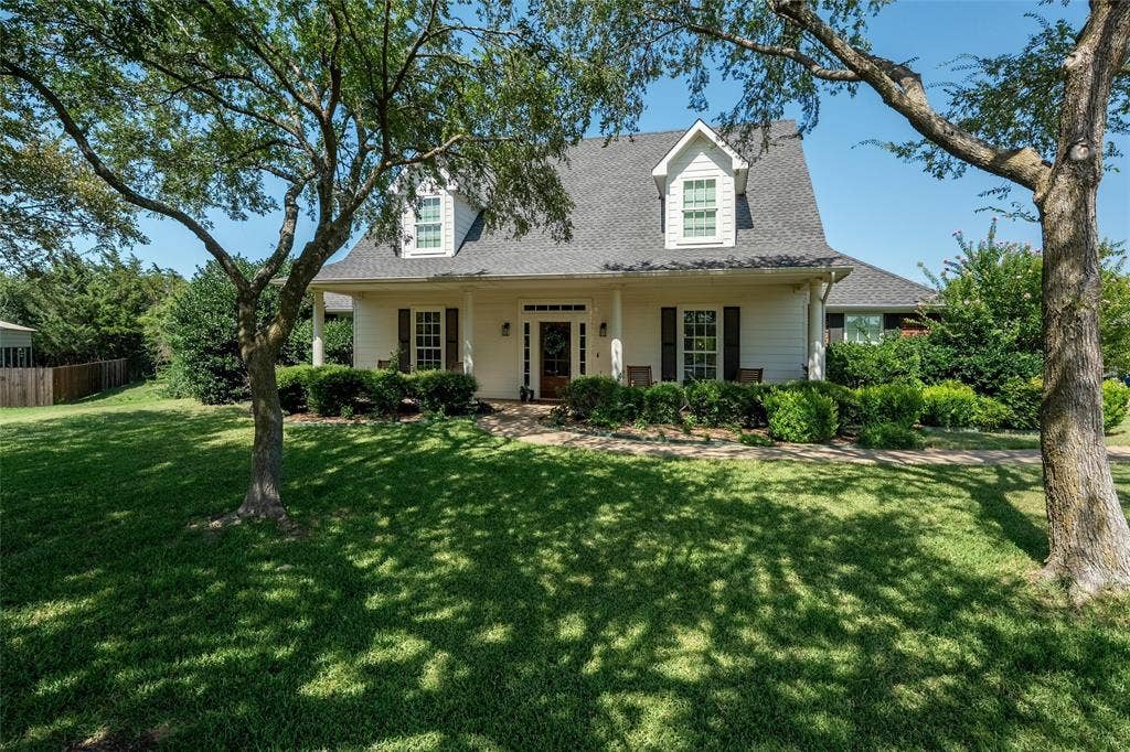 4020 Zachs Court, Midlothian, TX 76065 4020 Zachs Court, Midlothian, TX 76065