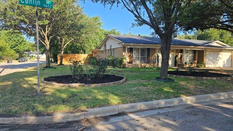 Property photo for 5660 Conlin Drive, Fort Worth, TX