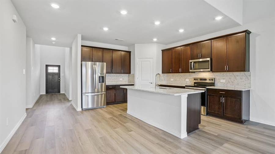 Property photo for 3804 High Valley Drive, Princeton, TX