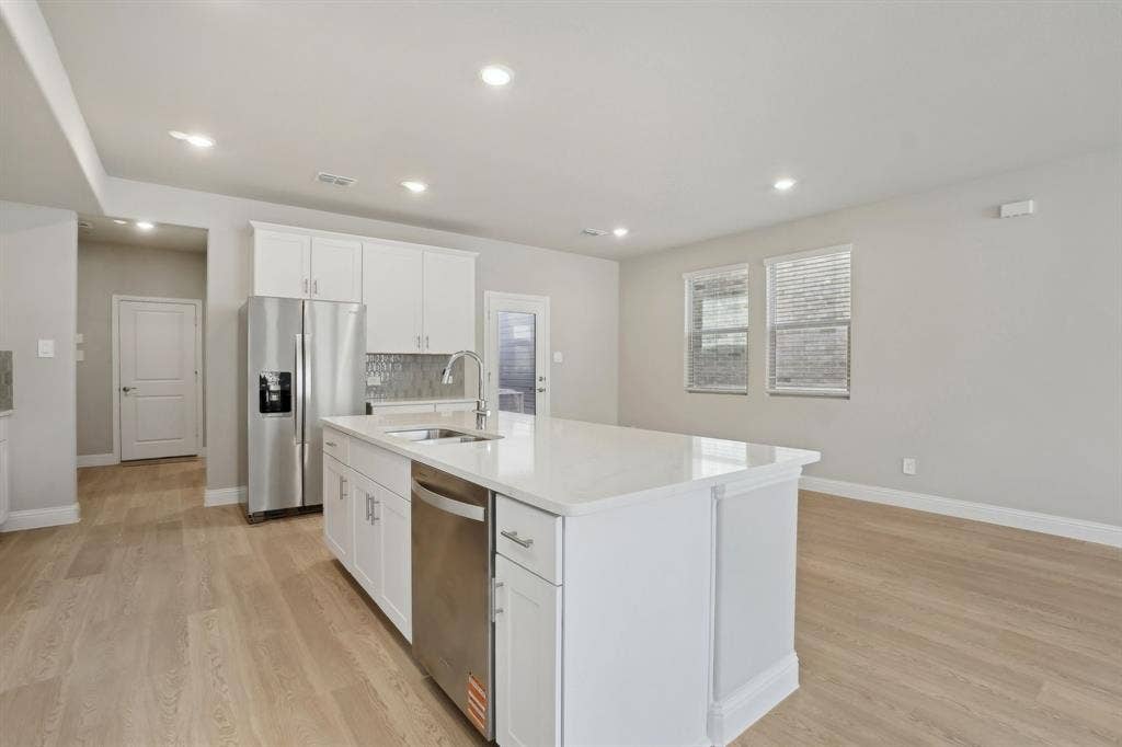 2736 Teton Street, Corinth, TX 76210 Photo is not of the actual home, but is an inspirational photo of builder’s model home and may depict options, furnishings, and/or decorator features that are not included.