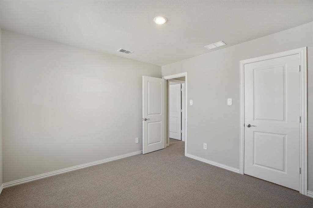 2736 Teton Street, Corinth, TX 76210 Photo is not of the actual home, but is an inspirational photo of builder’s model home and may depict options, furnishings, and/or decorator features that are not included.