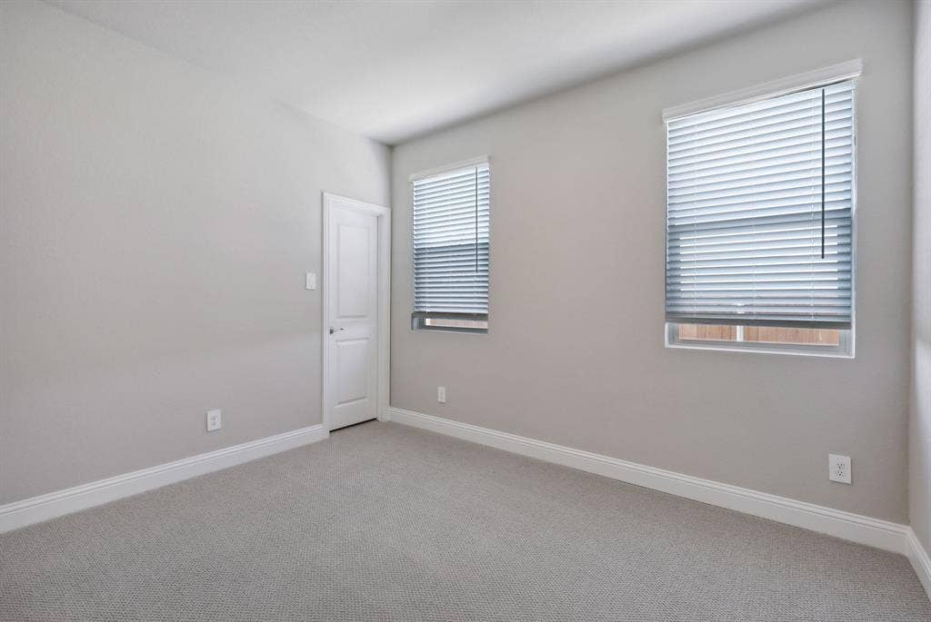 2732 Teton Street, Corinth, TX 76210 Photo is not of the actual home, but is an inspirational photo of builder’s model home and may depict options, furnishings, and/or decorator features that are not included.