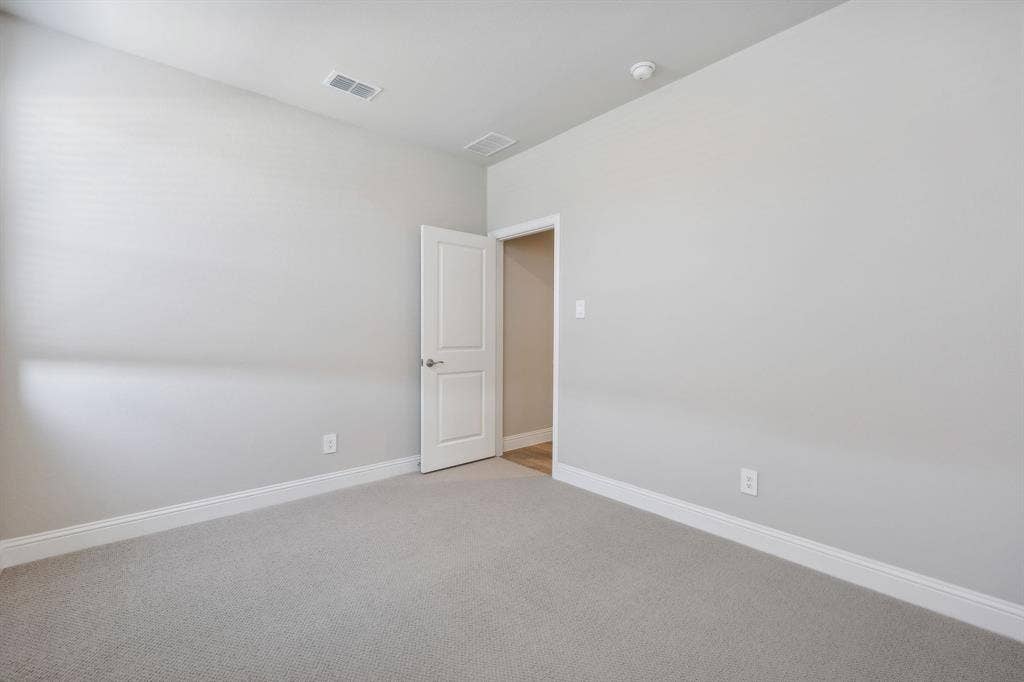 2732 Teton Street, Corinth, TX 76210 Photo is not of the actual home, but is an inspirational photo of builder’s model home and may depict options, furnishings, and/or decorator features that are not included.