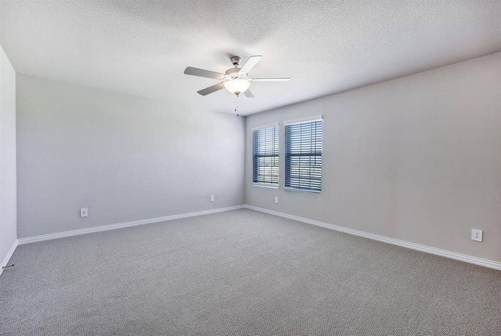 2732 Teton Street, Corinth, TX 76210 Photo is not of the actual home, but is an inspirational photo of builder’s model home and may depict options, furnishings, and/or decorator features that are not included.
