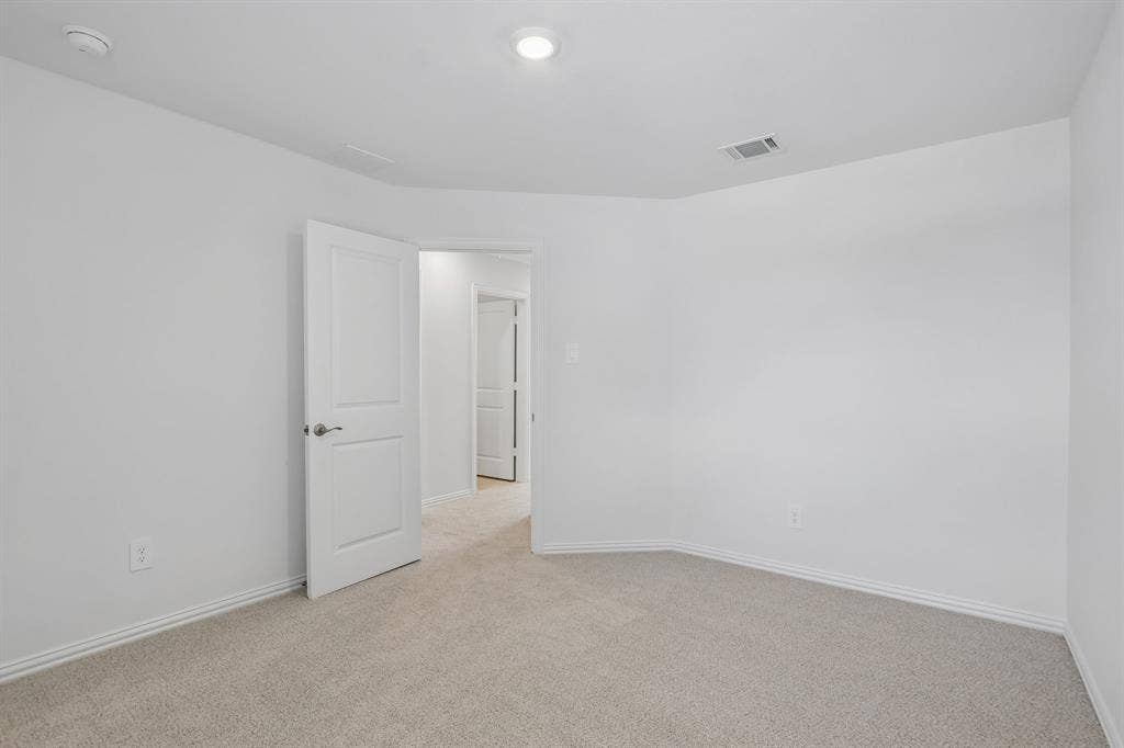 2724 Teton Street, Corinth, TX 76210 Photo is not of the actual home, but is an inspirational photo of builder’s model home and may depict options, furnishings, and/or decorator features that are not included.