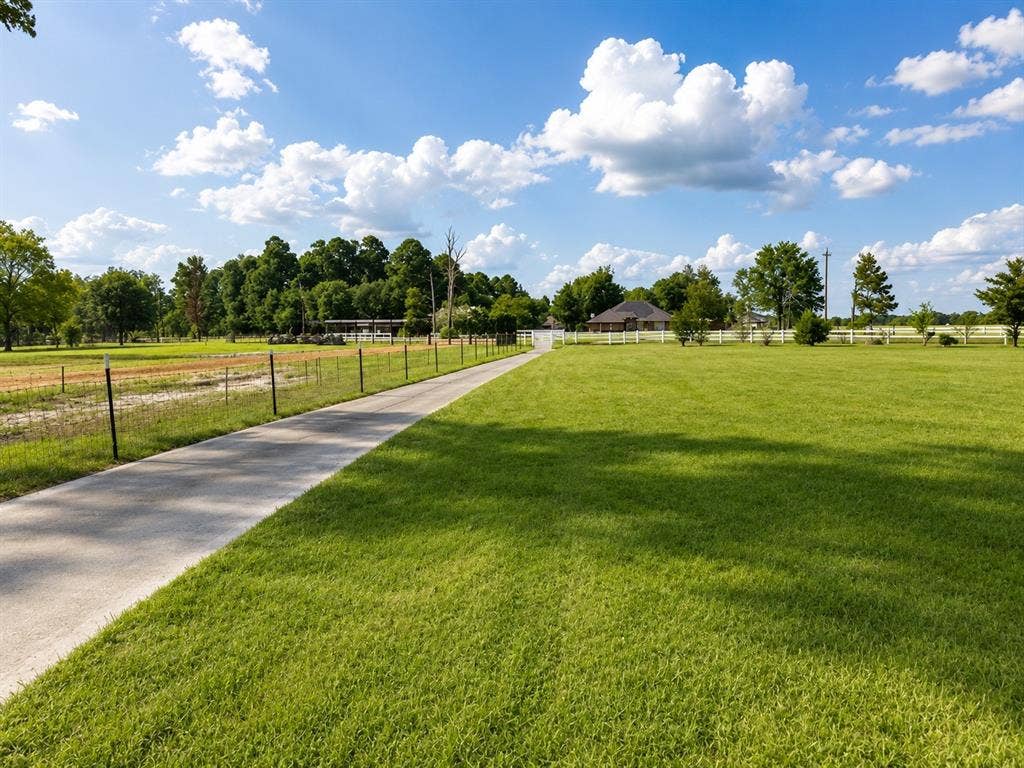 10038 County Road 313, Tyler, TX 75706