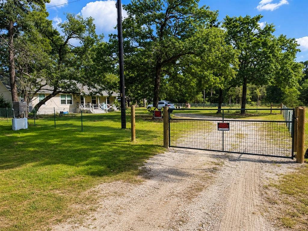 10038 County Road 313, Tyler, TX 75706