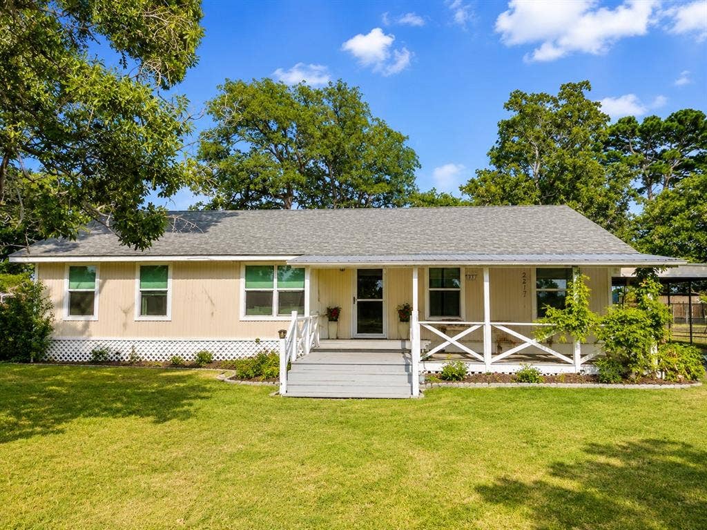 10038 County Road 313, Tyler, TX 75706