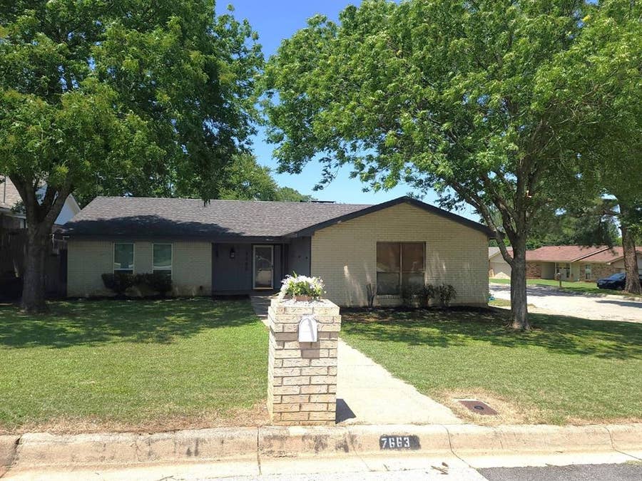 Property photo for 7663 Blue Carriage Court, Fort Worth, TX