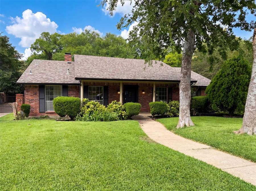 Property photo for 722 S Forest Lane, Duncanville, TX