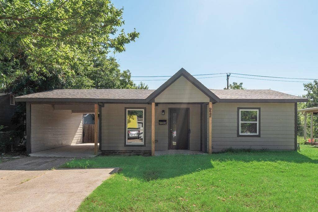 922 NE 33RD Street, Grand Prairie, TX 75050 922 NE 33RD Street, Grand Prairie, TX 75050