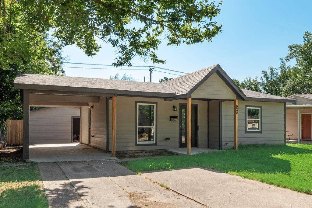 922 NE 33RD Street, Grand Prairie, TX 75050 922 NE 33RD Street, Grand Prairie, TX 75050