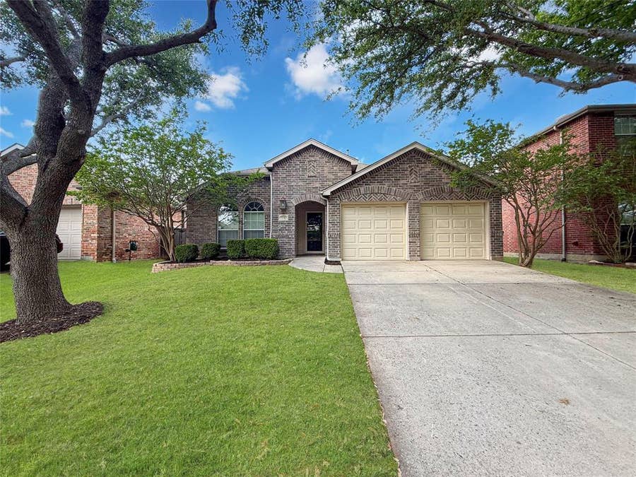 Property photo for 5732 Mariposa Drive, McKinney, TX