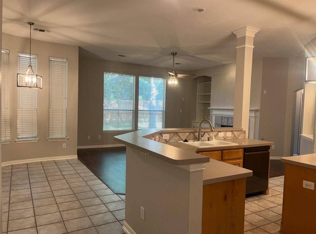 2702 View Meadow, Grapevine, TX 76051 2702 View Meadow, Grapevine, TX 76051