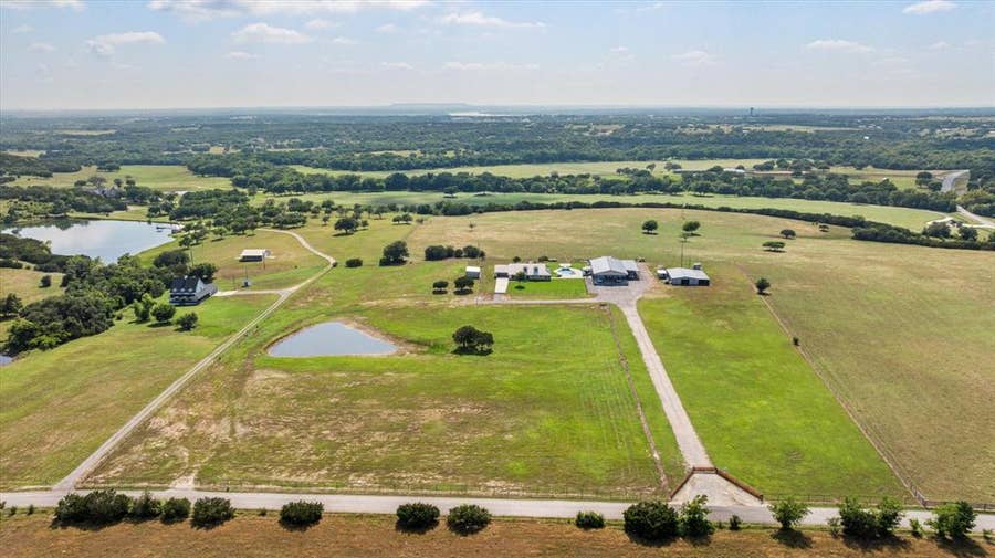 Property photo for 7000 Massey Road, Granbury, TX