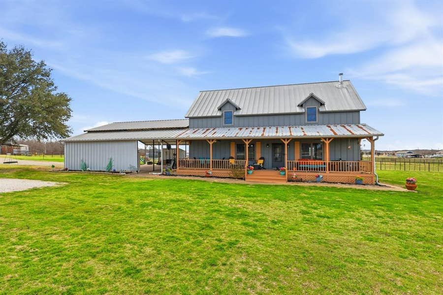 Property photo for 309 Sanders Road, Denton, TX