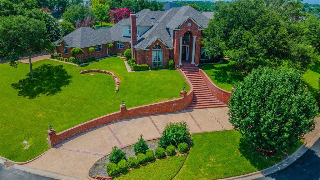 806 Forest Oaks Circle, Woodway, TX 76712 806 Forest Oaks Circle, Woodway, TX 76712