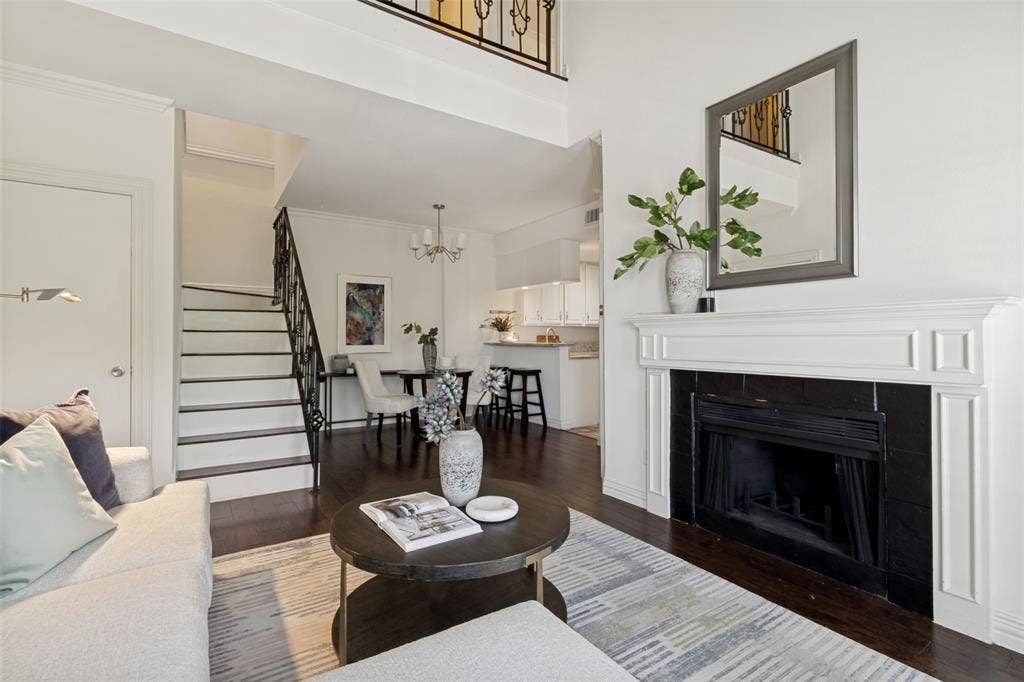 4034 Rawlins Street, #208, Dallas, TX 75219