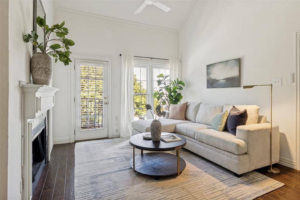 4034 Rawlins Street, #208, Dallas, TX 75219
