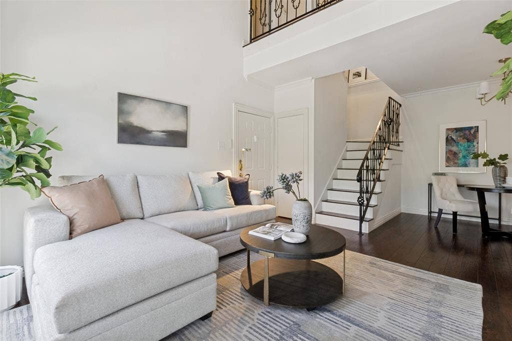 4034 Rawlins Street, #208, Dallas, TX 75219