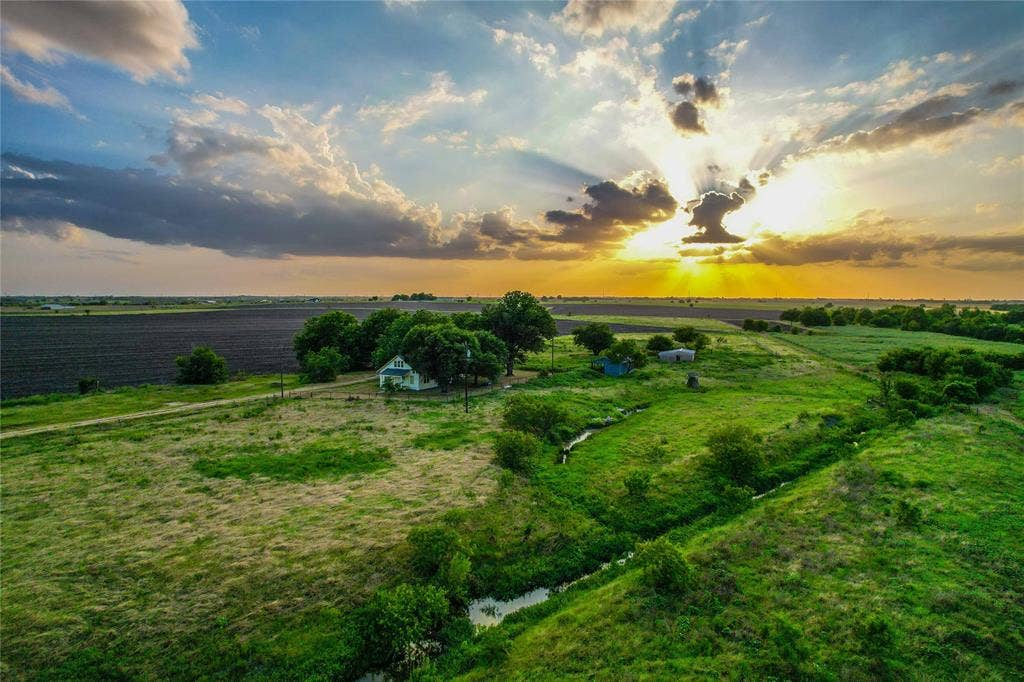 14940 Cathy Creek Road, Holland, TX 76534 14940 Cathy Creek Road, Holland, TX 76534
