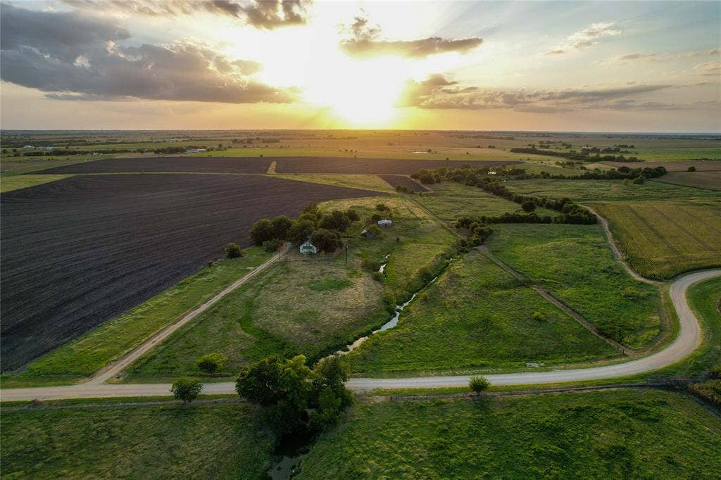 14940 Cathy Creek Road, Holland, TX 76534 14940 Cathy Creek Road, Holland, TX 76534