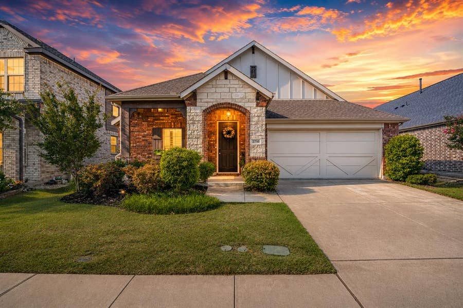 Property photo for 2718 Bechtol Street, Garland, TX
