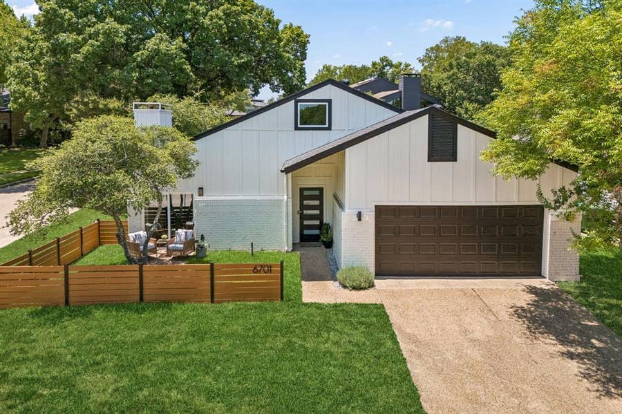 Property photo for 6701 Beth Court, Garland, TX