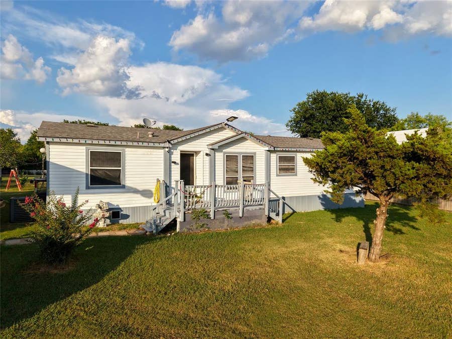 Property photo for 7151 County Road 151, Kaufman, TX