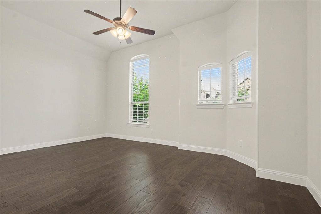Neutral Colors and hardwoods