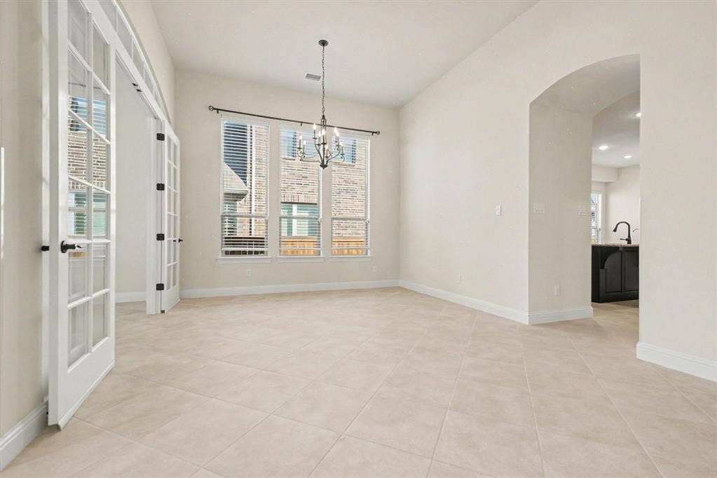 Dining Room leads to Kitchen