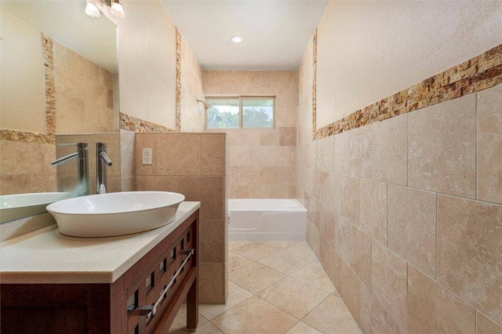 1608 Freeman Court, Arlington, TX 76013