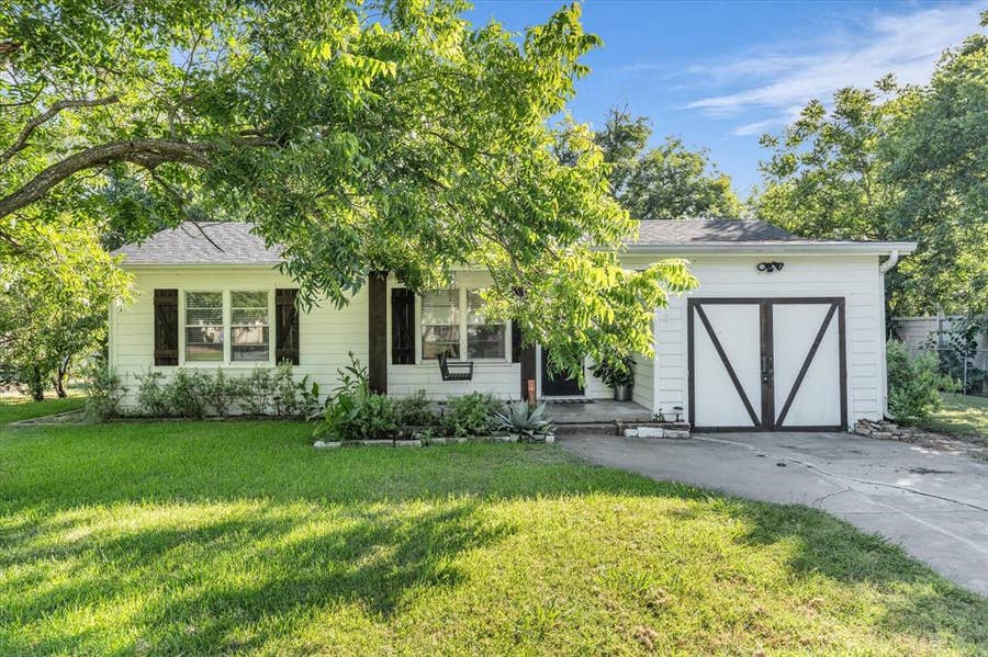 Property photo for 1719 Rogene Drive, Waco, TX