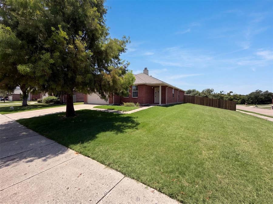 Property photo for 725 Hanceville Way, Wylie, TX