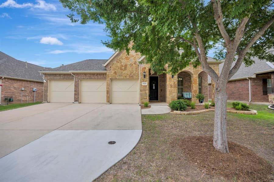 Property photo for 5524 Ivyridge Lane, McKinney, TX