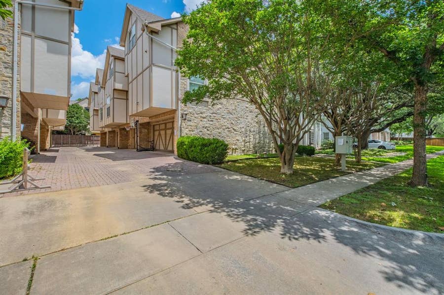 Property photo for 4144 Grassmere Lane, #4, University Park, TX