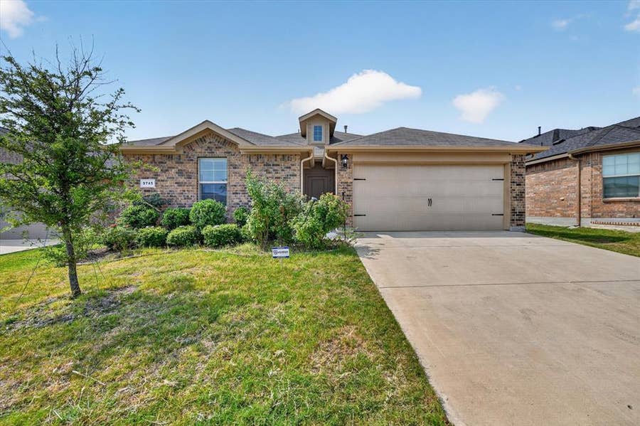 Property photo for 9745 Mint Hill Drive, Fort Worth, TX
